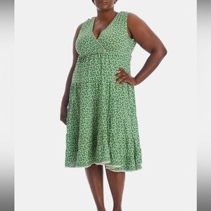 Green Floral Textured Jersey Tiered Midi Dress